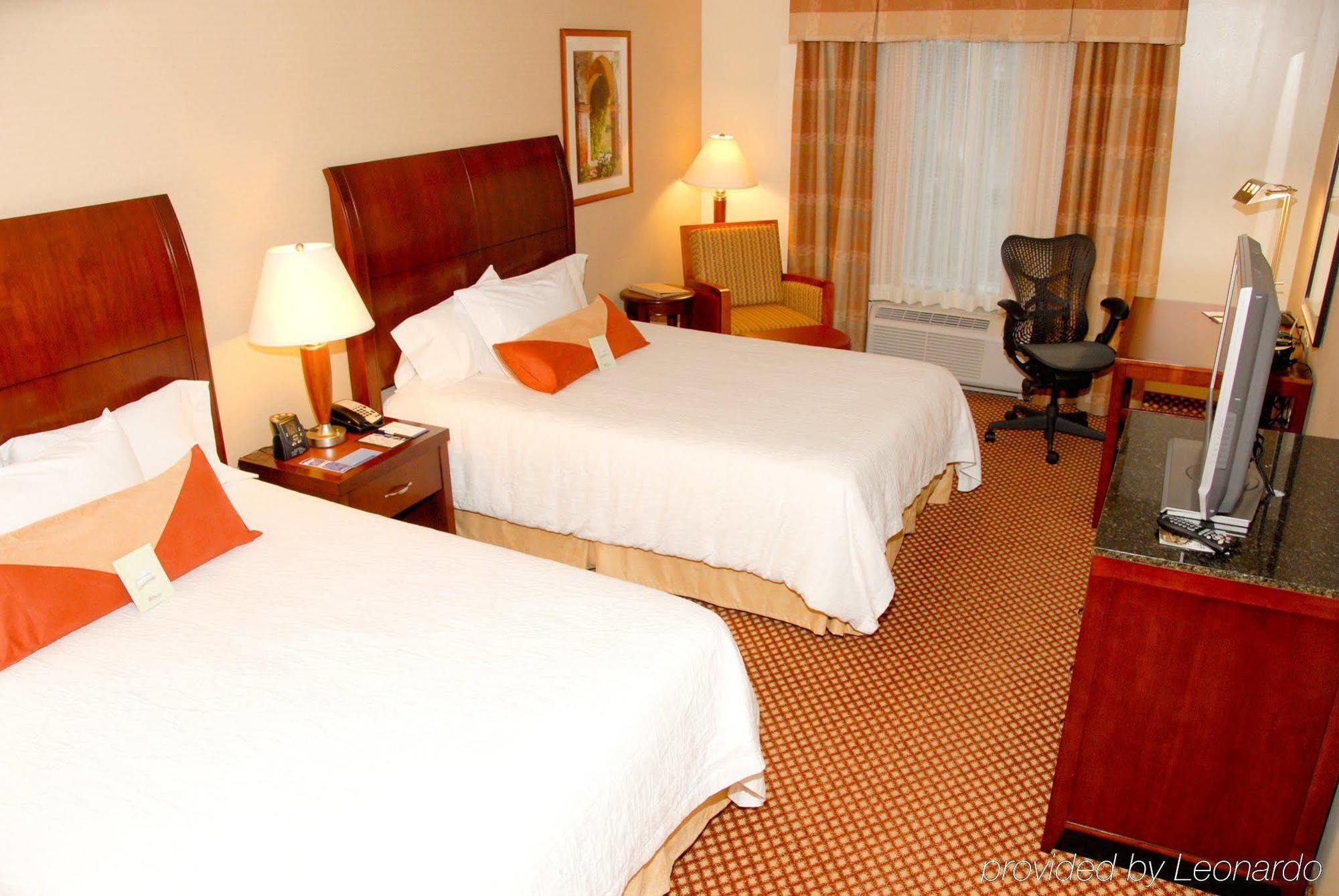Hilton Garden Inn Riverhead Habitación foto